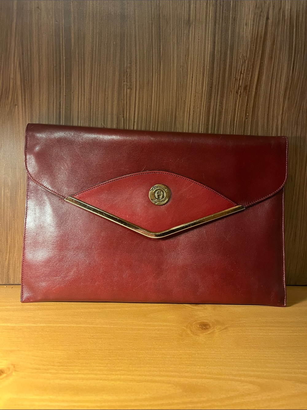 Vintage Etienne Aigner Envelope Clutch